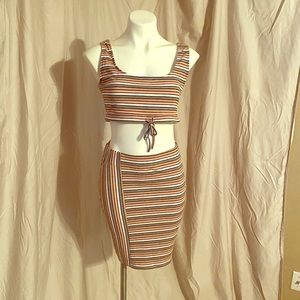 Bebe skirt only part of a set.. blouse separately